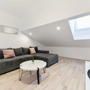 Grey Old Town Appartement